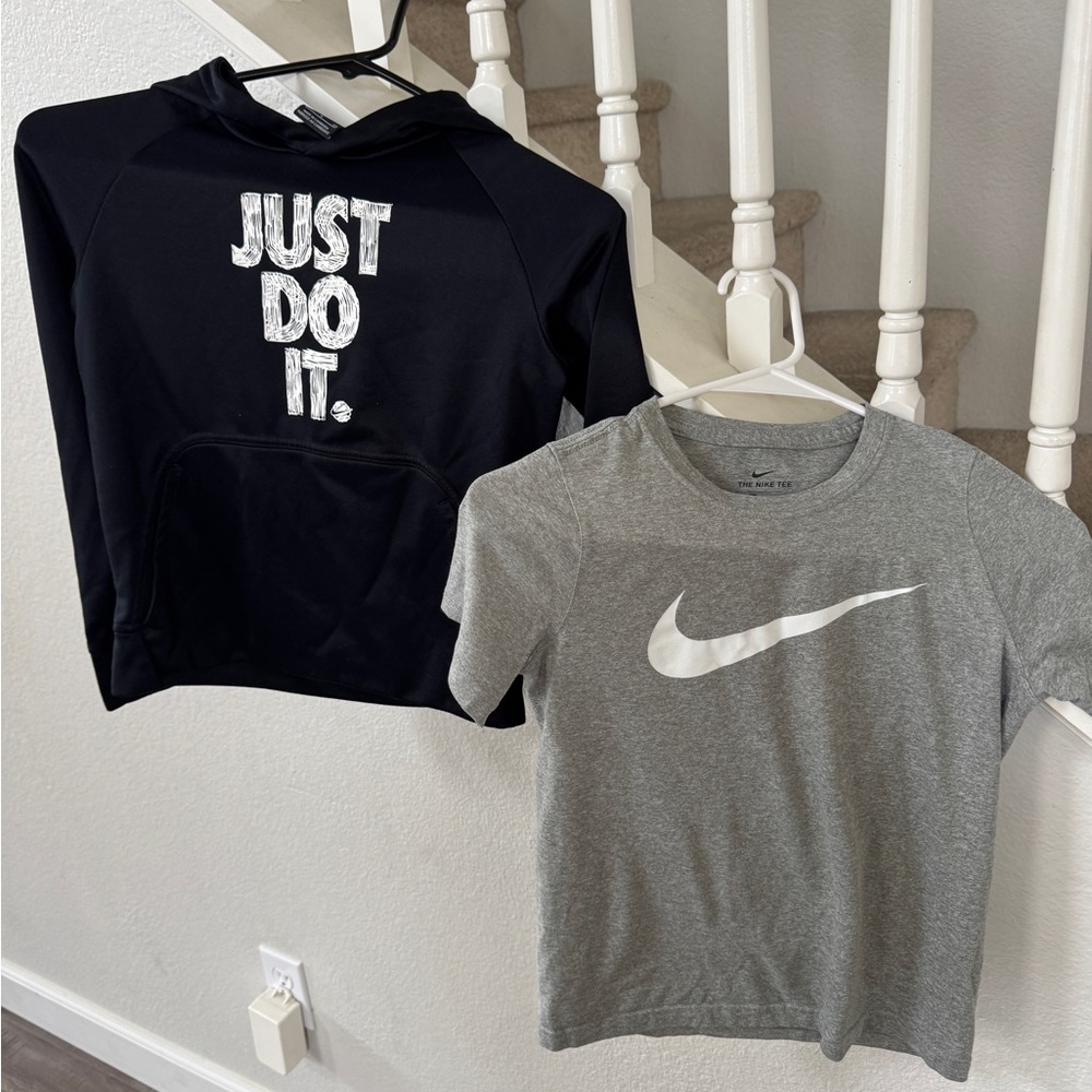 Nike boys 3 pc bundle!! Sweater, shirt and shorts.